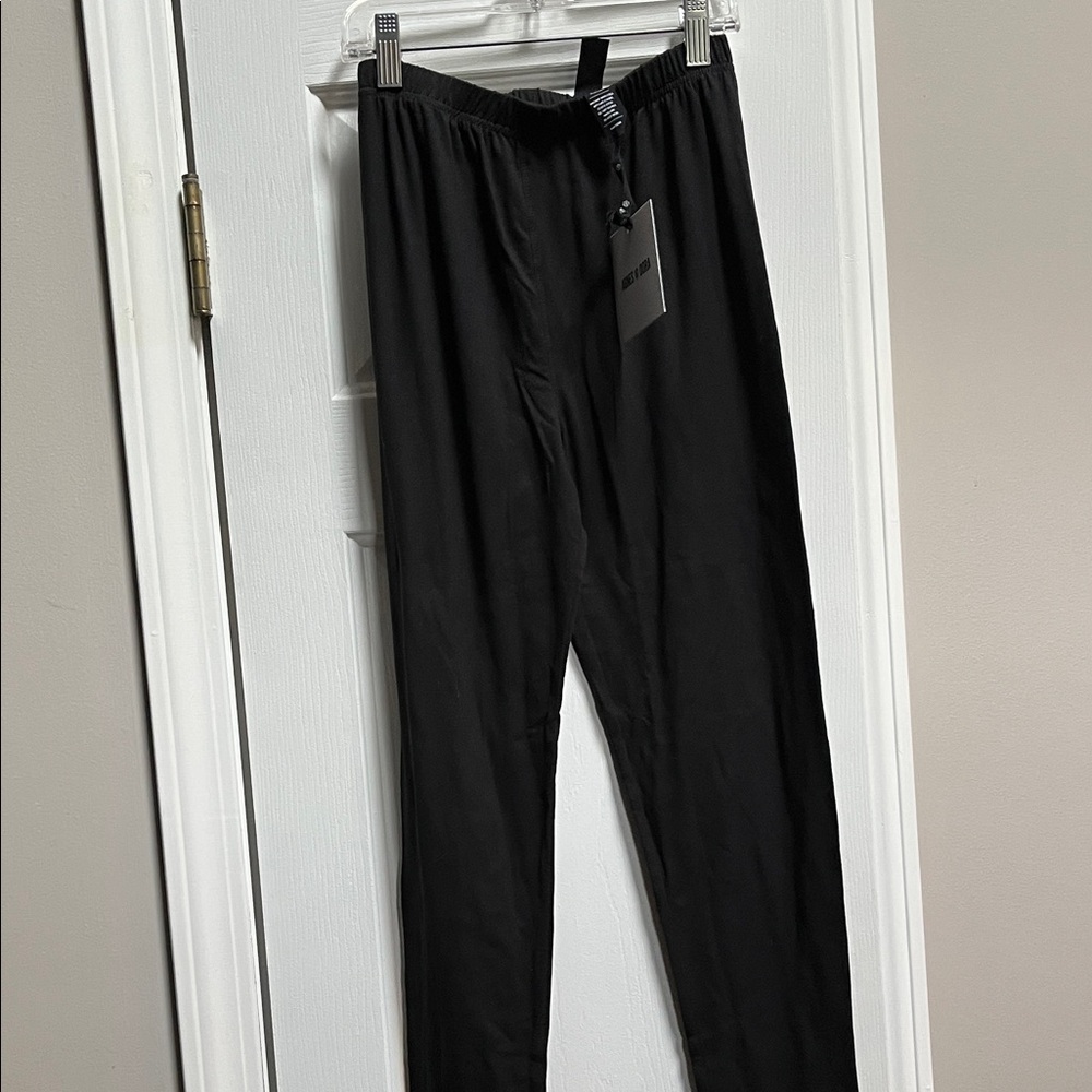 Agnes & Dora Black Leggings NWT S/M